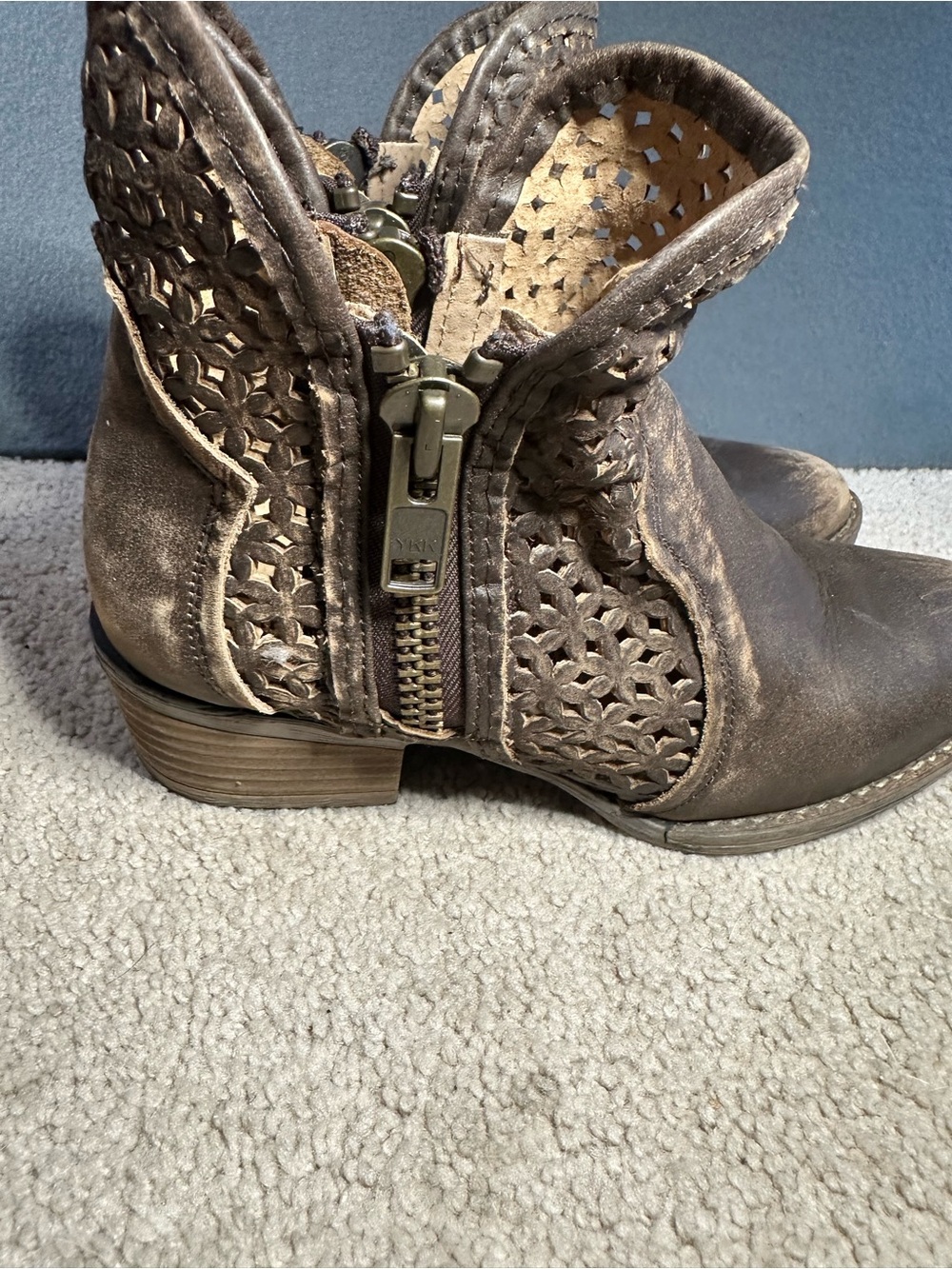 Circle G by Corral Brown Distressed Leather Laser Cut Ankle Booties Women’s 7 - Picture 3 of 14